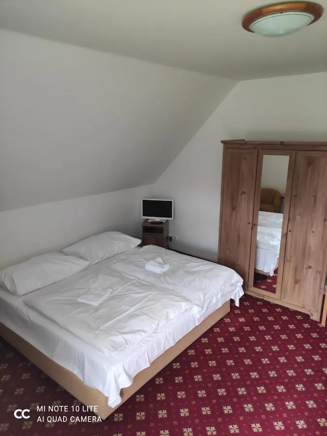 Farma Hory Hotel Karlovy Vary Guest house